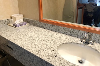 Standard Room, 2 Double Beds, Smoking (Pet Friendly)