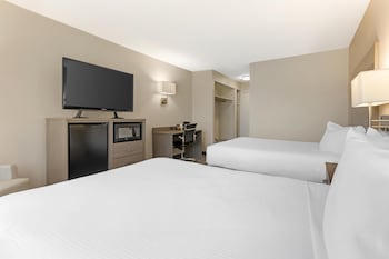 Standard Room, 2 Queen Beds, Non Smoking, Refrigerator & Microwave