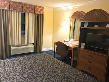 Standard Room, 1 King Bed