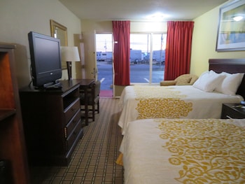 Family Double Room, 2 Double Beds, Smoking