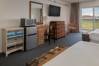 Premium Two Queen Theme Room with Marina View and Balcony Not Pet Friendly