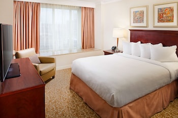 Queen Bed
