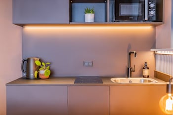 Studio, Kitchenette