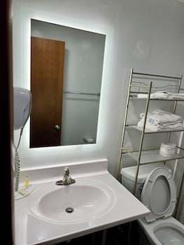 Room, 2 Queen Beds, Non Smoking