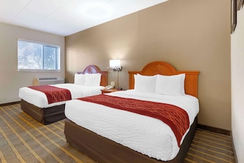 Room, 2 Queen Beds, Accessible, Non Smoking (Upgrade)