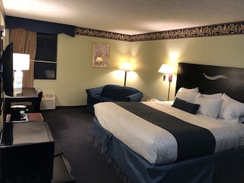 Standard Room, 1 King Bed