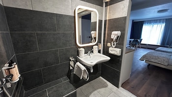 Comfort Twin Room, Accessible