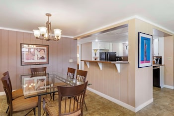 Suite, Multiple Beds, Non Smoking, Kitchen