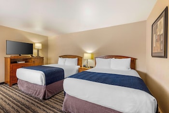 Standard Room, 2 Queen Beds, Non Smoking, Refrigerator & Microwave (Small Room)