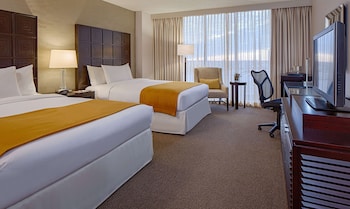 Deluxe Room, 2 Queen Beds
