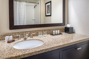 2 Room Premium Suite, 1 King Bed with Queen Sofabed