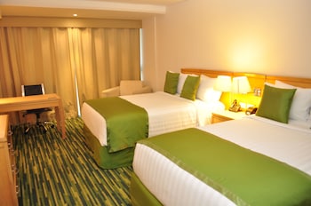 Executive Room, 2 Double Beds, Non Smoking (Breakfast)