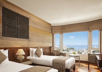 Premium Sea View Twin Bed
