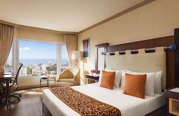 Superior Room, 1 Queen Bed, City View
