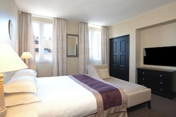 Deluxe Room (Wine tasting included)