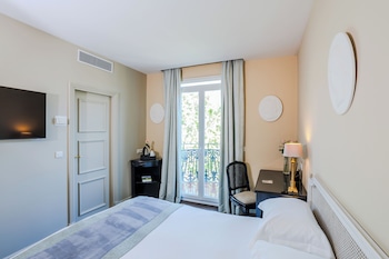 Superior room (Wine tasting included)
