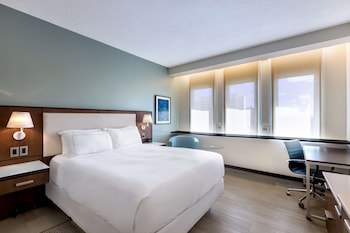 Room, 1 King Bed, Tower