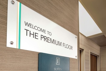 Premium Suite, 1 King Bed, Non Smoking