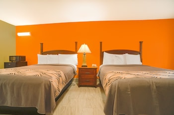 Double Room, 2 Queen Beds