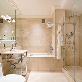Pierre Suite King Bed