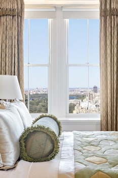 Signature Room, 1 King Bed, Park View