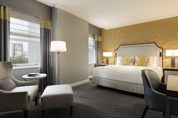 Deluxe Room, 1 King Bed, Non Smoking, Bay View