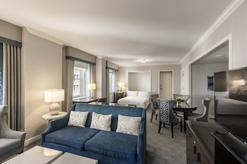 Grand Suite, 1 King Bed (1 Bedroom)