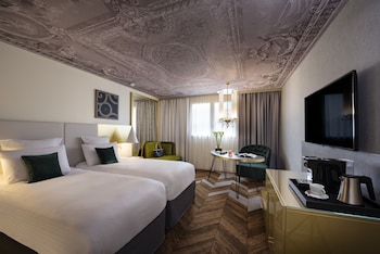 Deluxe Room, 2 Twin Beds