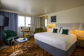 Superior Room, 1 Queen Bed, Balcony