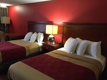 Standard Room, 2 Double Beds, Non Smoking