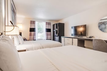 Room, 2 Queen Beds, Non Smoking