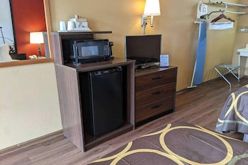 Room, Multiple Beds, Non Smoking