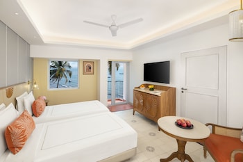 Premium Room, 1 King Bed, Sea View