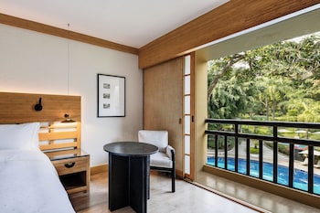 Deluxe Room, 2 Double Beds (Plus)