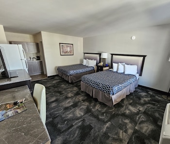 Deluxe Room, 2 Double Beds, Non Smoking