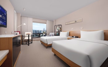 Jinling Tower Superior Room(Twin)