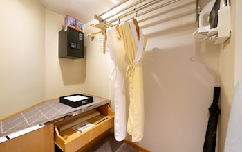 Jinling Tower Luxury Suite