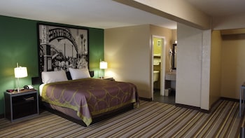 Deluxe Room, 1 King Bed, Non Smoking