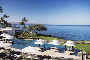 Premium Room, 1 King Bed, Ocean View (Balcony)