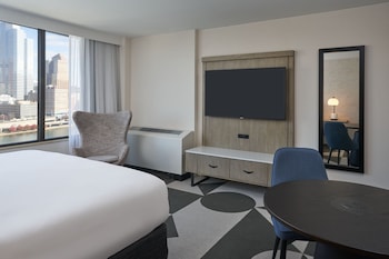 Room, 1 King Bed, City View