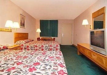 Standard Double Room, 2 Double Beds, Smoking