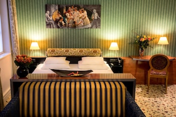 Privilege, Room, 1 King Bed
