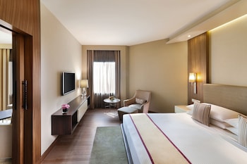 Executive Suite (Regency)