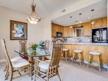 Condo, 2 Bedrooms, Oceanfront (B205)
