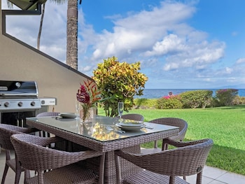 Condo, 2 Bedrooms, Oceanfront (F109)