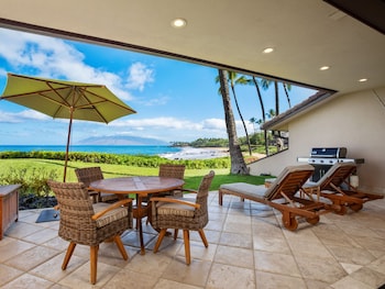 Condo, 2 Bedrooms, Oceanfront (E102)
