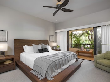 Condo, 2 Bedrooms, Oceanfront (A102)