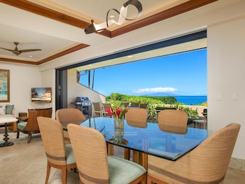 Condo, 2 Bedrooms, Oceanfront (E103)