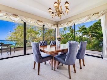 Condo, 2 Bedrooms, Oceanfront (A204)