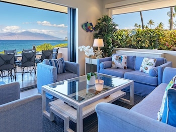 Condo, 3 Bedrooms, Oceanfront (F112)